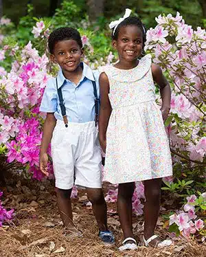 Chris and Amanda's children pose for a springtime portrait