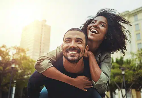 Young married couple with no kids having fun in the city